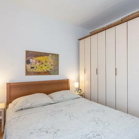 Apartment Zenko